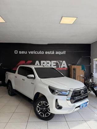 TOYOTA HILUX 2.8 D-4D TURBO DIESEL CD CONQUEST 4X4 AUTOMÁTICO